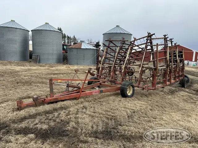 Melroe 450 Multi Weeder