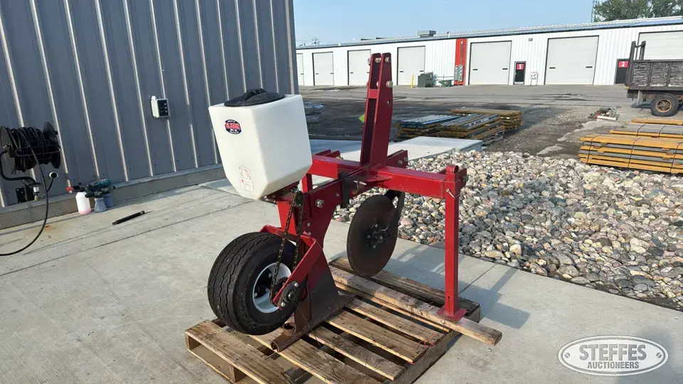 Elston GA-300 Gopher Getter Tractor Loaders and Attachment
