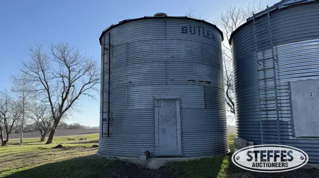 Butler grain bin