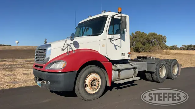 2001 Freightliner Columbia