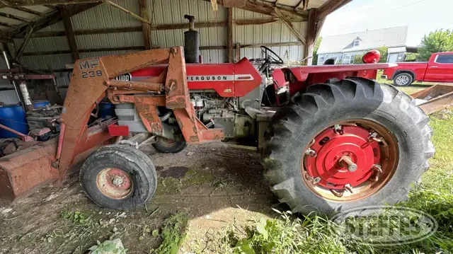 Massey Ferguson 1100