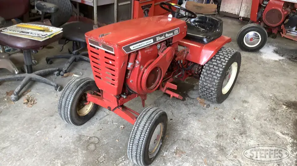 Wheel Horse 1276 Lawn Tractor
