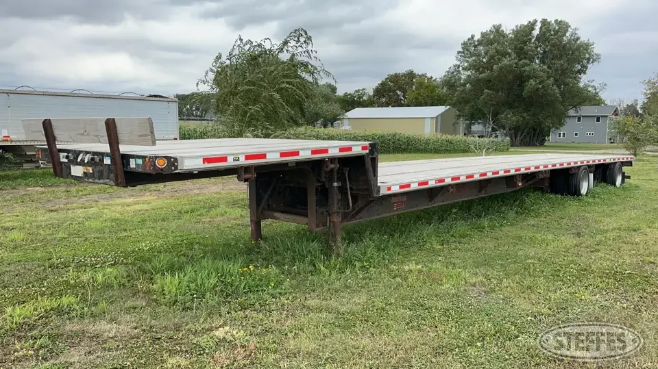 2017 Fontaine Infinity TX Flatbed Trailer