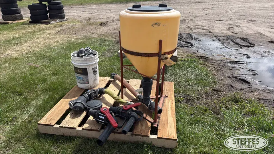 Mixing cone Liquid Fertilizer Tank