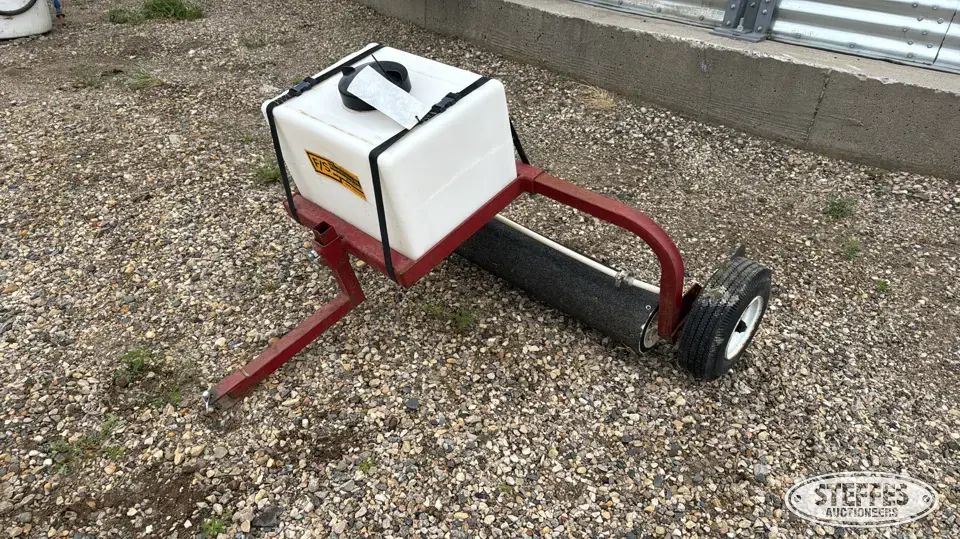 F/S Mfg. weed roller Lawn Sprayers and Spreader