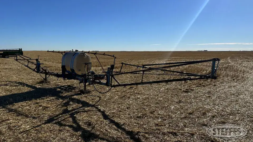 Blumhardt 20-424-3P117 Pull-Type Sprayer