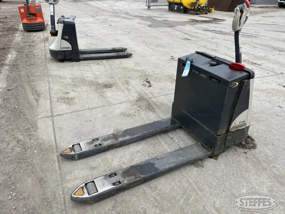 Crown 3000 Machine Tool