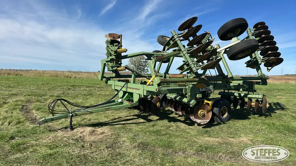 Wishek 842T Disc