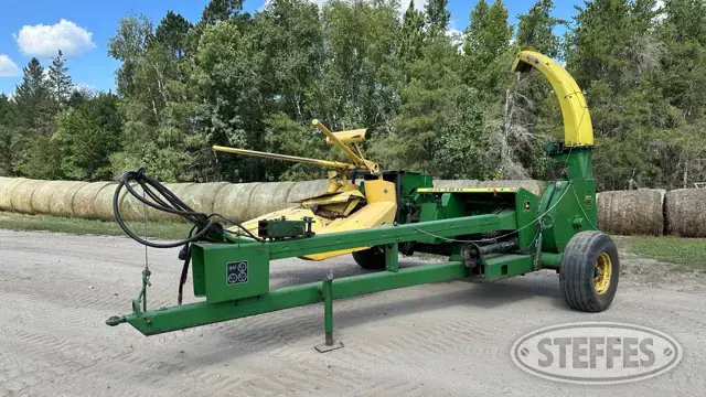 John Deere 3940