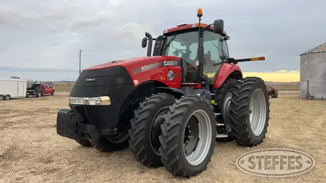 2013 Case IH Magnum 290