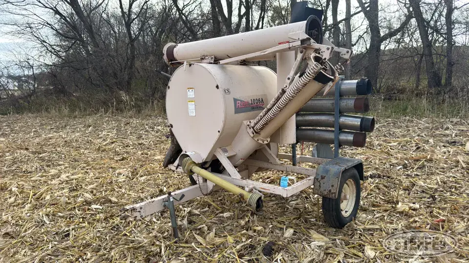 REM 1026A Pneumatic Grain Equipment