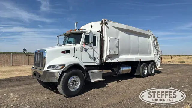 2014 Peterbilt PB348