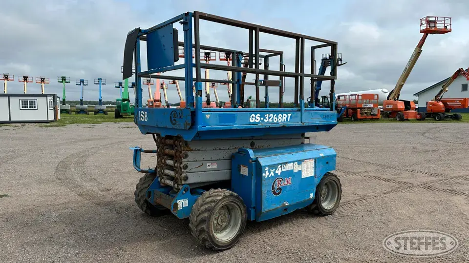 2006 Genie GS-3268RT Scissor Lift