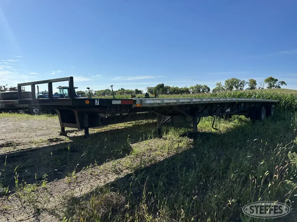 2002 Transcraft TL-80k Flatbed Trailer