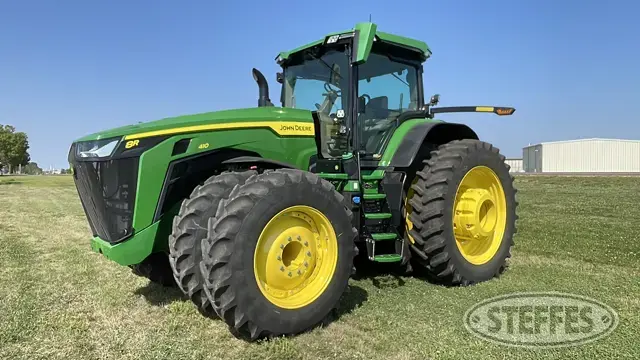 2022 John Deere 8R 410