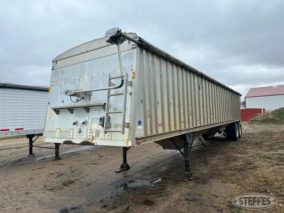 1981 Stoughton Hopper Bottom Trailer