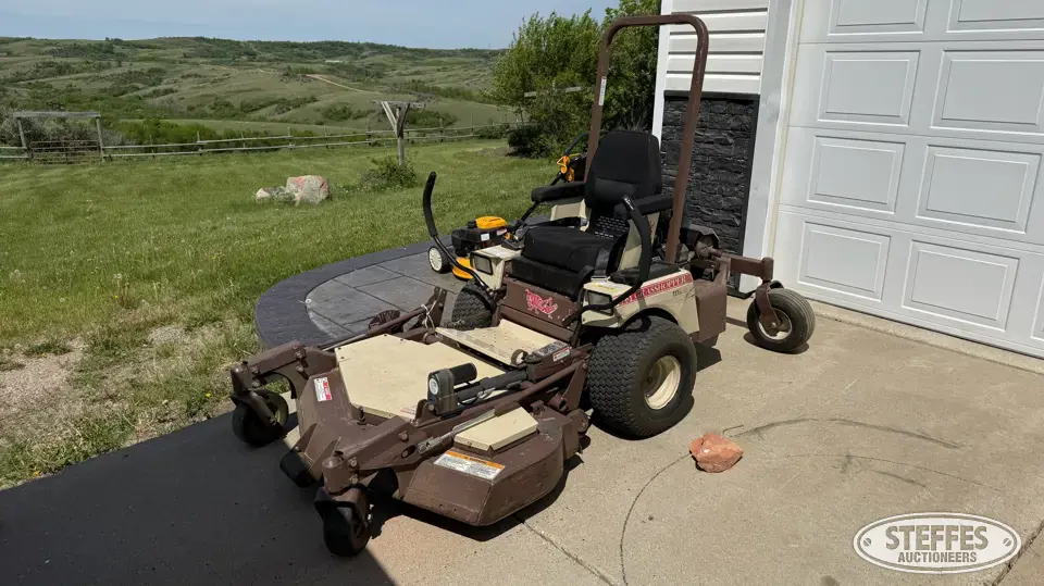 Grasshopper 623 Zero Turn Mower