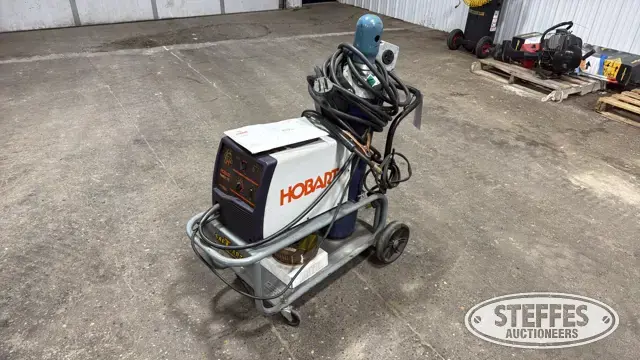 Hobart Handler 175