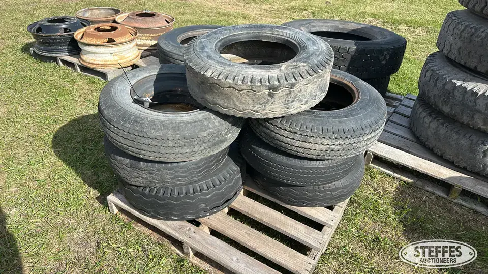 (7) Implement tires Tractor-Implement Tire