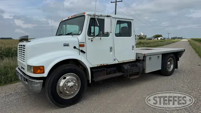 2001 International 4700