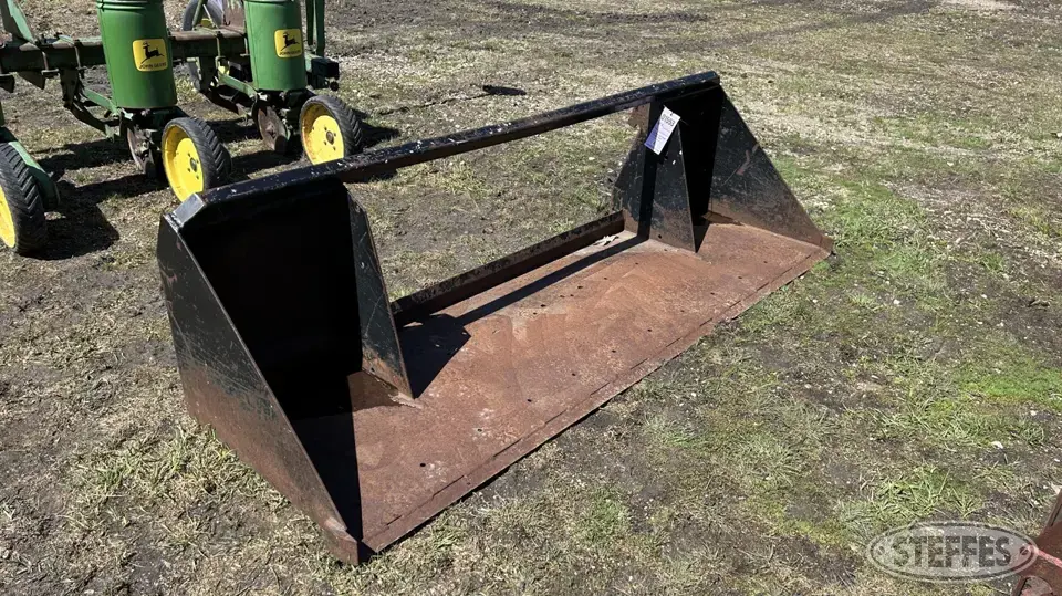 Farmhand Tractor Loaders and Attachment