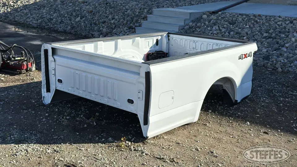 2020 Ford pickup box Truck-Trailer Part