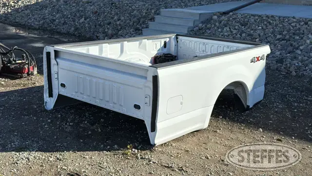 2020 Ford pickup box