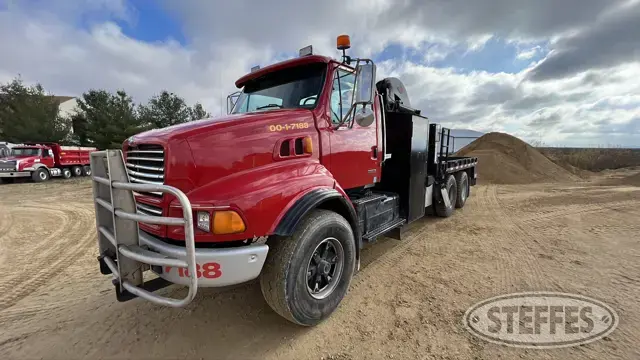 2000 Sterling LT8500