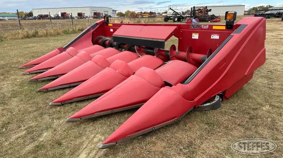 2011 Case IH 2606 Corn Head