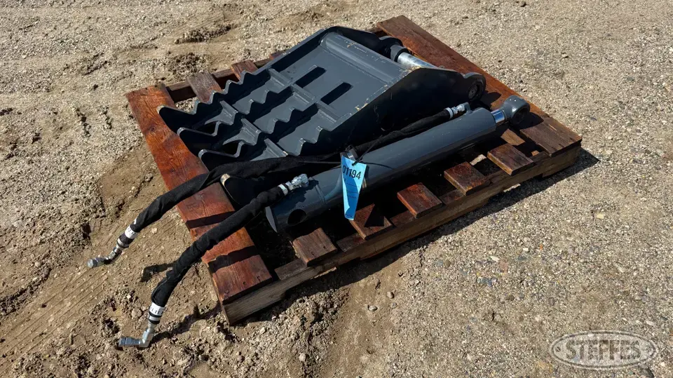 Deere Excavator Attachment
