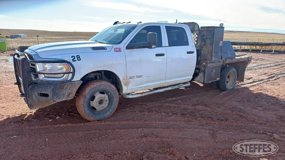 2019 Ram 3500HD Flatbed Truck