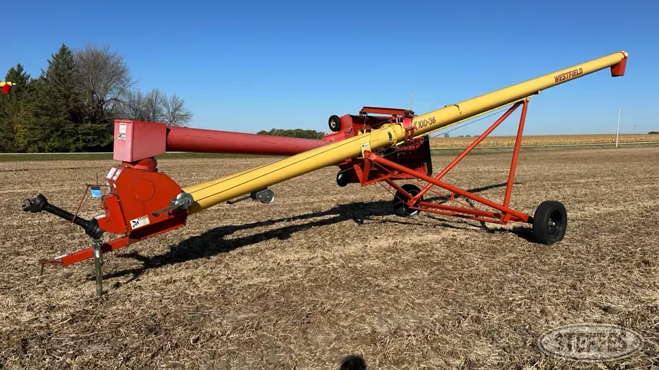 2007 Westfield MK100-36 Swing Hopper Auger
