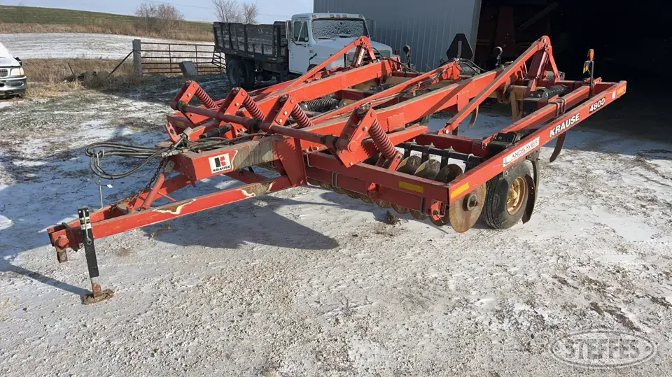 2011 Krause 4800 Coulter Chisel