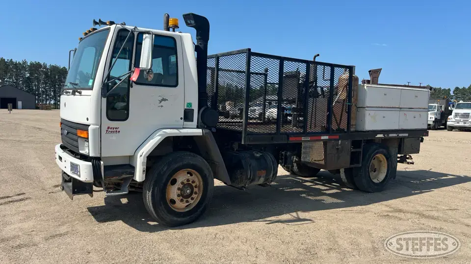 1996 Ford C-7000 Specialty Truck