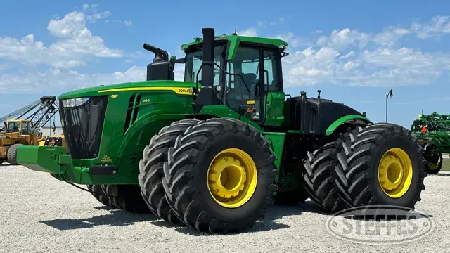 2023 John Deere 9R 640