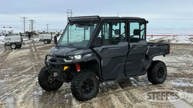 2022 Can-Am Defender HD10 Limited