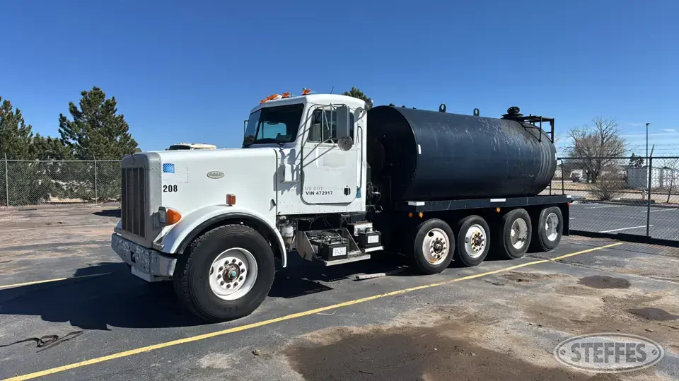 1998 Peterbilt 357 Specialty Truck