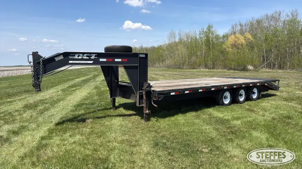2006 DCT 825GBT-21 Flatbed Trailer