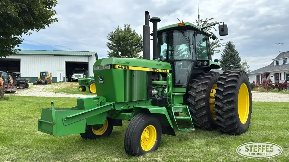 1990 John Deere 4255 2WD Tractor