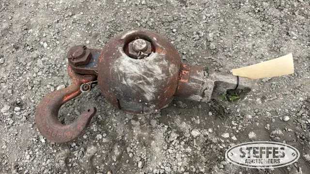 McKissick M-150 10-ton hook ball