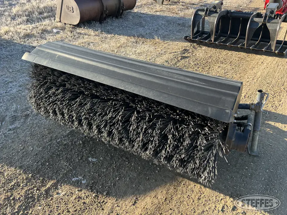 2010 Bobcat Skid Steer Broom