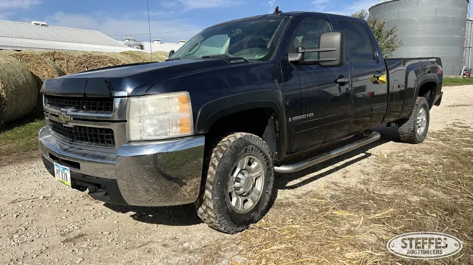 2009 Chevrolet Silverado 2500HD 3 Quarter Ton Pickup