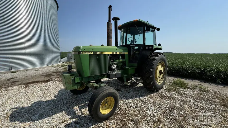 John Deere 4250 2WD Tractor