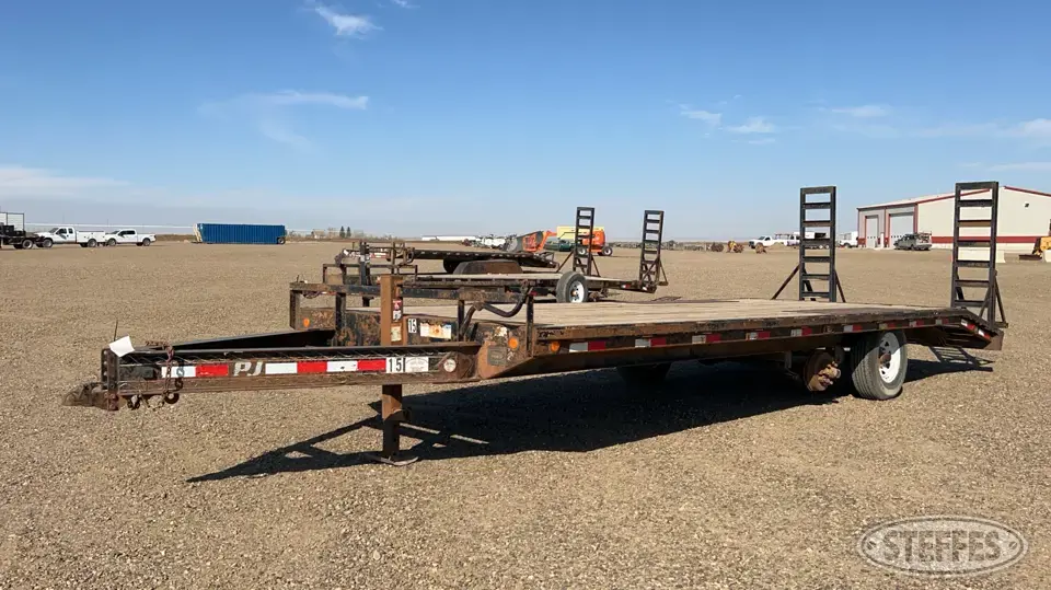 2014 PJ F8222 Flatbed Trailer