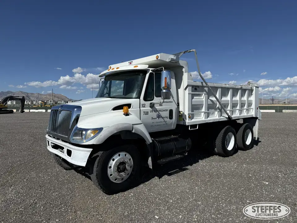 2006 International 7500 Dump Truck