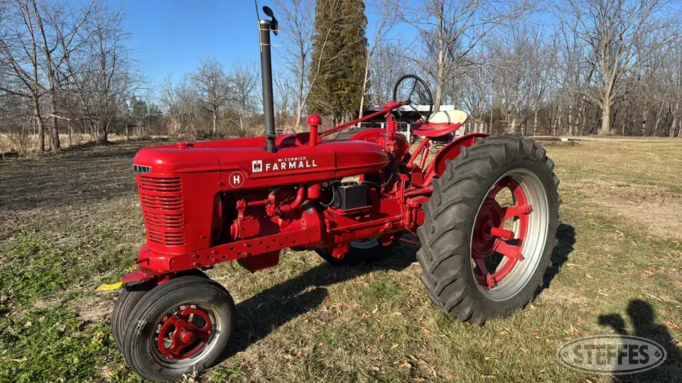1948 Farmall H Collectible Tractor
