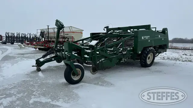1995 Lockwood 9000
