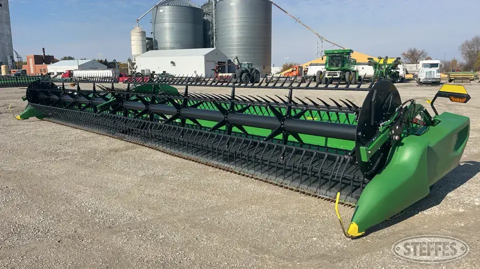2021 John Deere RD45F Draper Head