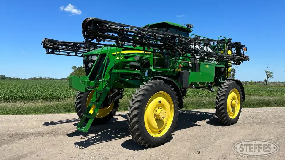 2009 John Deere 4730 Self-Propelled Sprayer