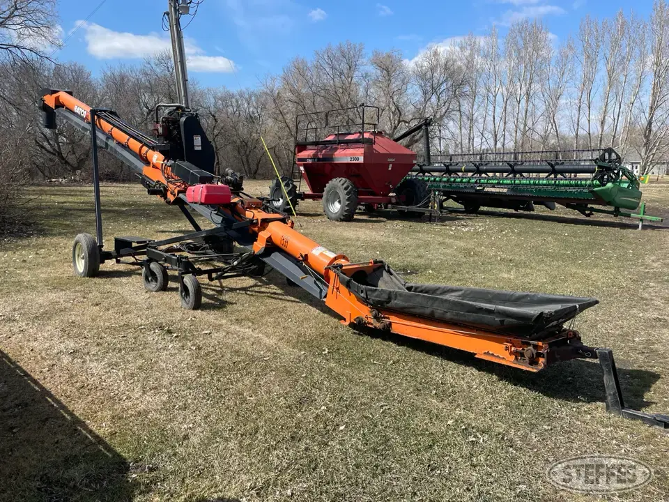 Batco 1535 Field Loader Belted Conveyor